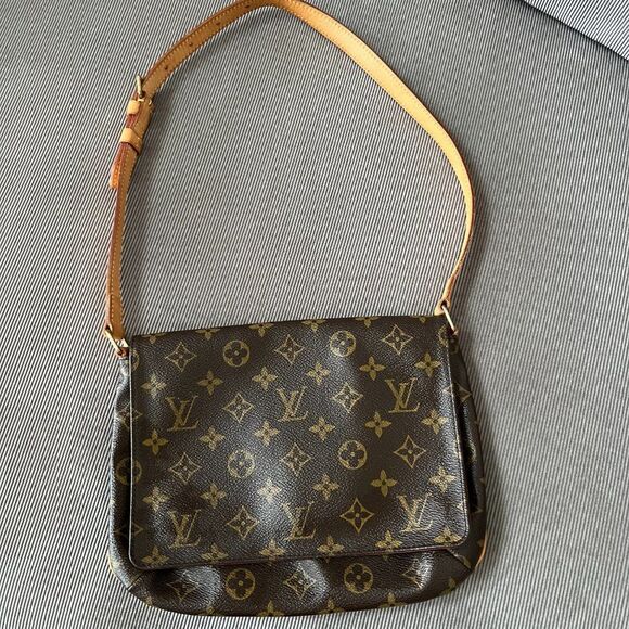 Louis Vuitton handbag - Picture 4 of 5